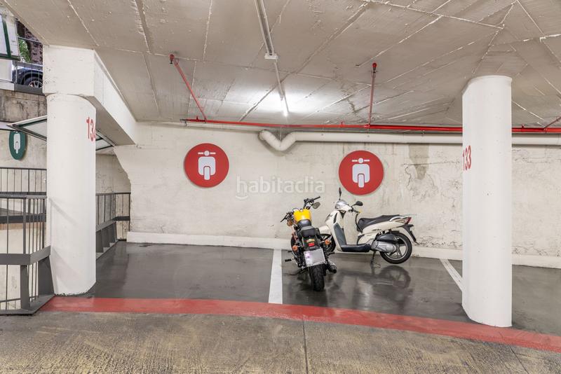 Foto dc02c67c-7741-4f74-91fc-04e11eade608. Alquiler parking coche en calle via augusta 281 en Barcelona