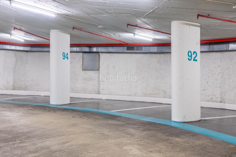 Foto ebdaff7b-a32c-4f01-926f-e3dd432235e3. Alquiler parking coche en calle via augusta 281 en Barcelona