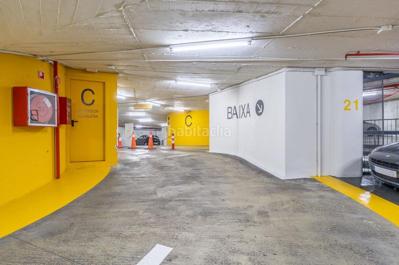 Foto db326c41-77d6-446a-9249-fb0777343086. Affitto posto auto in calle via augusta 281 in Tres Torres Barcelona