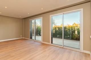 Rent Ground floor in Ronda de jean monnet 230