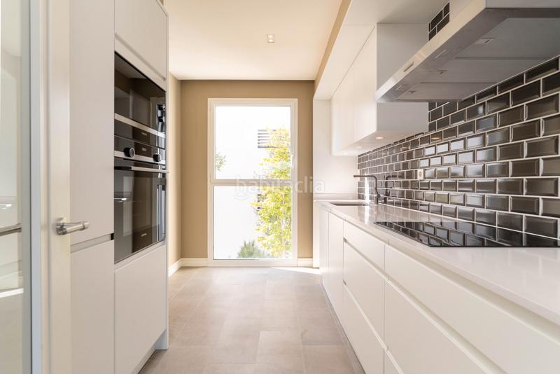 Foto 409c1f5e-7609-4b21-af56-d7082385fd61. Miete etagenwohnung 94m<sup>2</sup> in ronda de jean monnet 230 in Sabadell