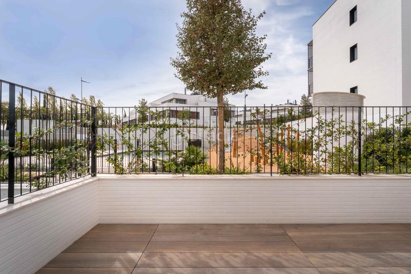 Foto be378e7e-8ba2-4a92-8e08-bfb85b787ac7. Location rez-de-chaussée 94m<sup>2</sup> dans ronda de jean monnet 230 dans Sabadell