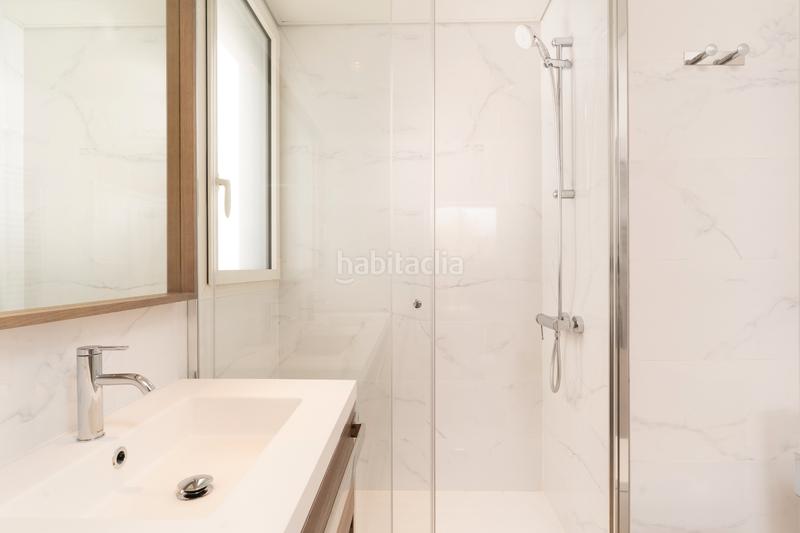 Foto c8210903-3707-46b0-b4e2-39c999e092f3. Location rez-de-chaussée 94m<sup>2</sup> dans ronda de jean monnet 230 dans Sabadell