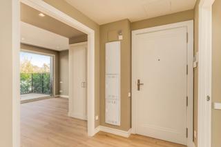 Rent Ground floor in Ronda de jean monnet 230