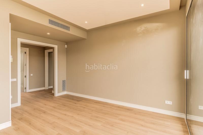 Foto 562e2e65-444e-449e-90eb-1f3853632f77. Rent ground floor 73m<sup>2</sup> in ronda de jean monnet 230 in Can Gambús Sabadell