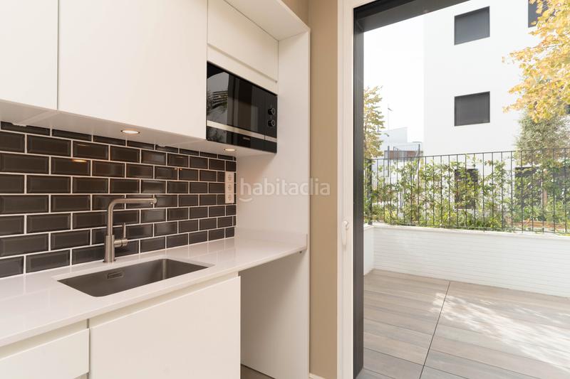 Foto d580e30d-334c-4ff6-9f71-c46a1d81dbd7. Rent ground floor 73m<sup>2</sup> in ronda de jean monnet 230 in Can Gambús Sabadell