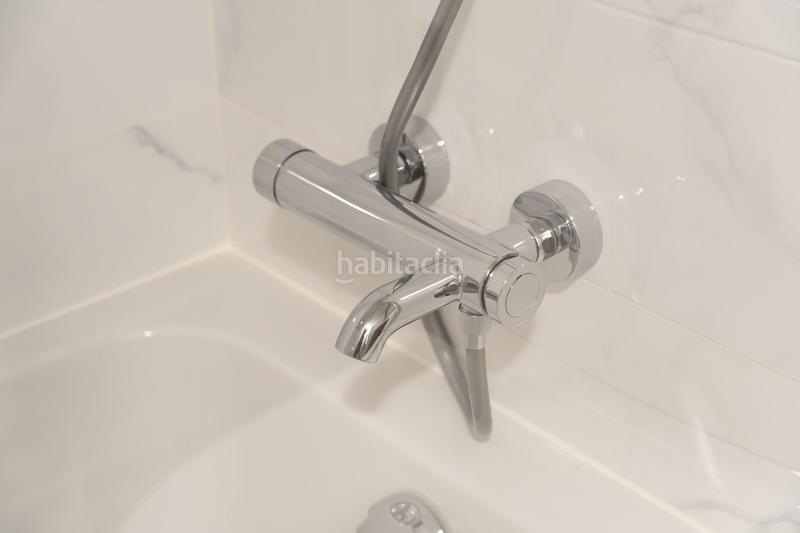 Foto 4c6572f0-d41c-4acc-812d-ec1aa33db2da. Rent flat in rda. jean monnet 230-238 in Can Gambús Sabadell