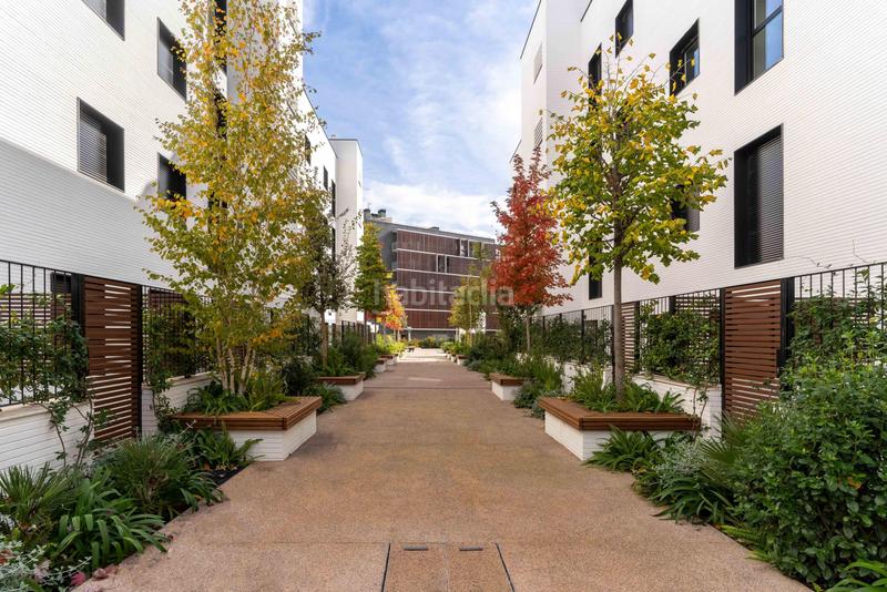 Foto ffdd5e79-23f0-4fa7-b4e0-e8806935b100. Location appartement dans rda. jean monnet 230-238 dans Sabadell