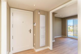 Miete Etagenwohnung in Rda. jean monnet 230-238, sabadell 230-