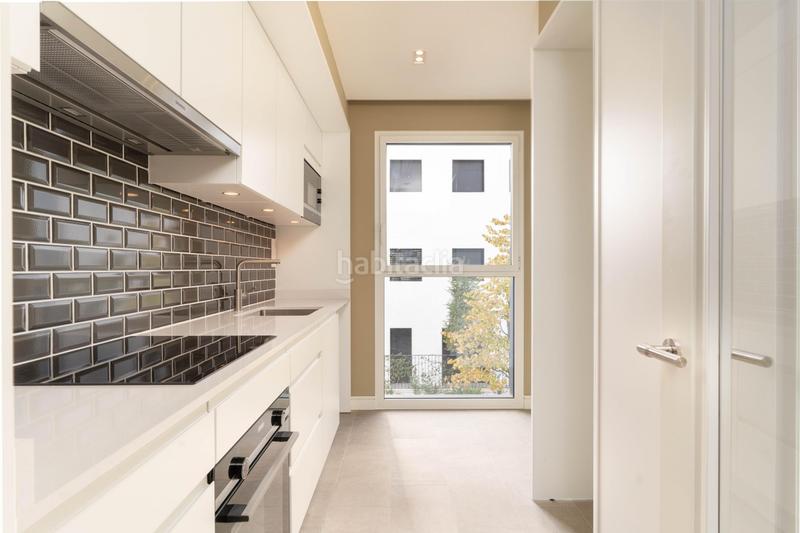 Foto 5c135a35-6cd5-42a6-8639-d382fd641280. Rent flat in rda. jean monnet 230-238 in Can Gambús Sabadell