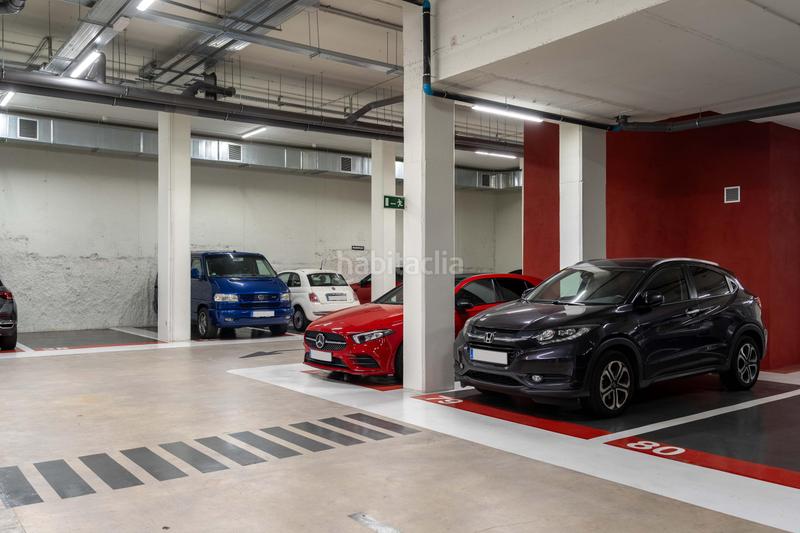 Foto 44005376-1d96-4e37-85b6-69d1153e2e05. Location parking voiture dans calle espronceda 254 dans Barcelona