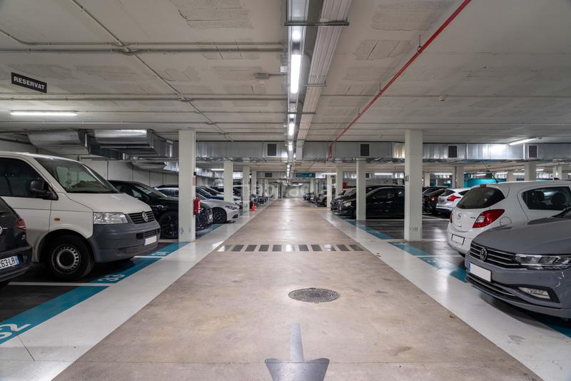 Foto 73a014bf-6aa2-4bd8-91f9-d9c60542fdf5. Location parking voiture dans calle espronceda 254 dans Barcelona