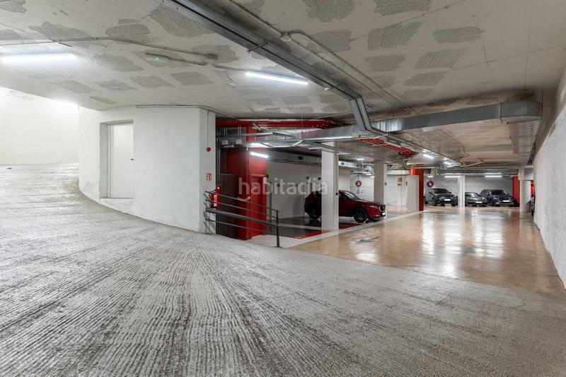 Foto 018e3f8a-a7e7-4a1f-b57a-49e05a9caf2d. Location parking voiture dans calle via augusta 349- dans Barcelona