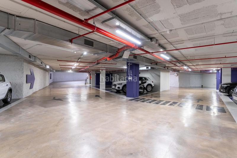 Foto 237d4ec2-c9fc-4a7f-aa06-4c4b8d6406f5. Location parking voiture dans calle via augusta 349- dans Barcelona