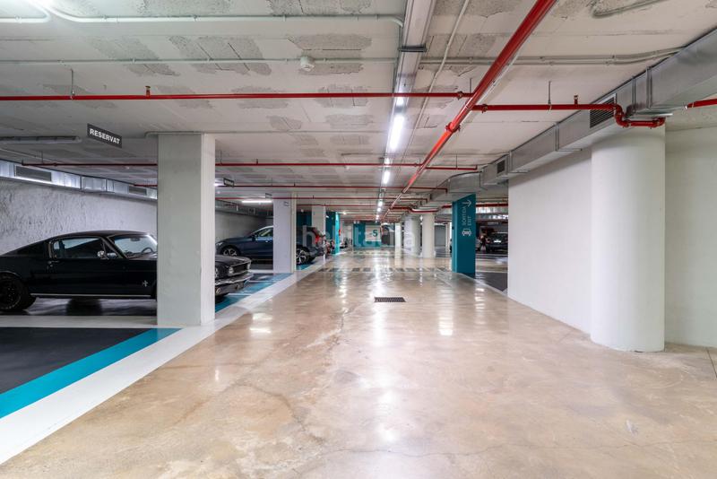 Foto 25013663-b500-441c-8ce3-c6a4bb9f6e4a. Location parking voiture dans calle via augusta 349- dans Barcelona