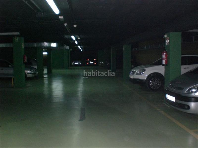 Foto cfdb12e1-960e-4435-b6d5-8f34df35e82a. Location parking voiture dans paseo torras i bages 134 dans Barcelona