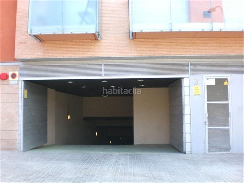 Foto ebcb0d8f-4a9f-4dc1-82c4-700a849aa000. Location parking voiture dans paseo torras i bages 134 dans Barcelona