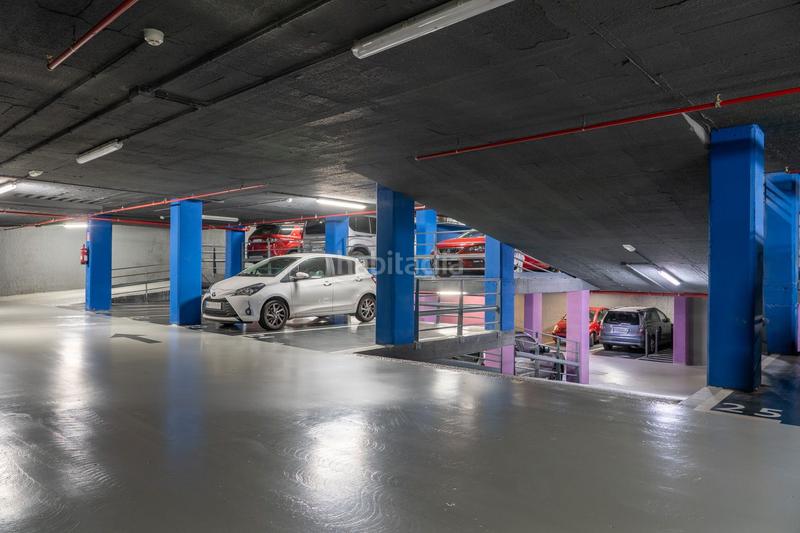 Foto 791b9524-da67-4f0b-b799-585d8c8eab22. Alquiler parking coche en calle carreras candi 62-6 en Barcelona