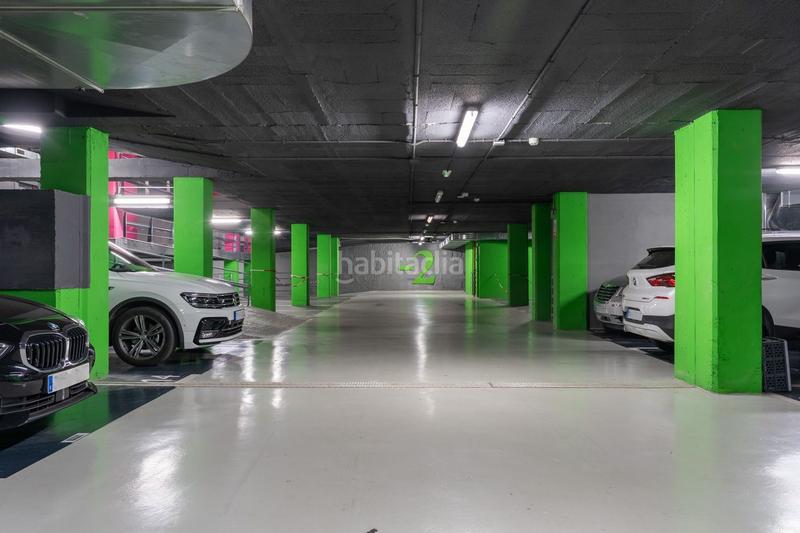 Foto e92bd6a7-e637-42d2-a315-dc74dcf91201. Miete autoparkplatz in calle carreras candi 62-6 in Barcelona