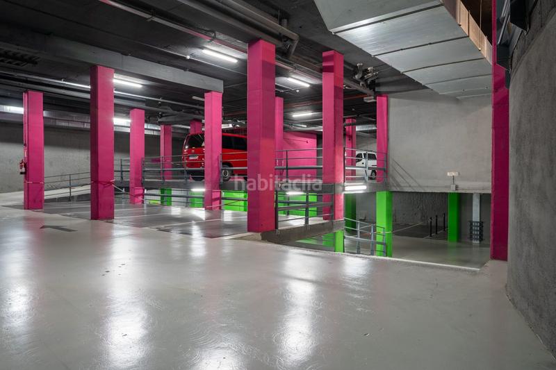 Foto 3d1b9476-d067-42fd-b776-a6f3ddb5588a. Location parking voiture dans calle carreras candi 62-6 dans Barcelona