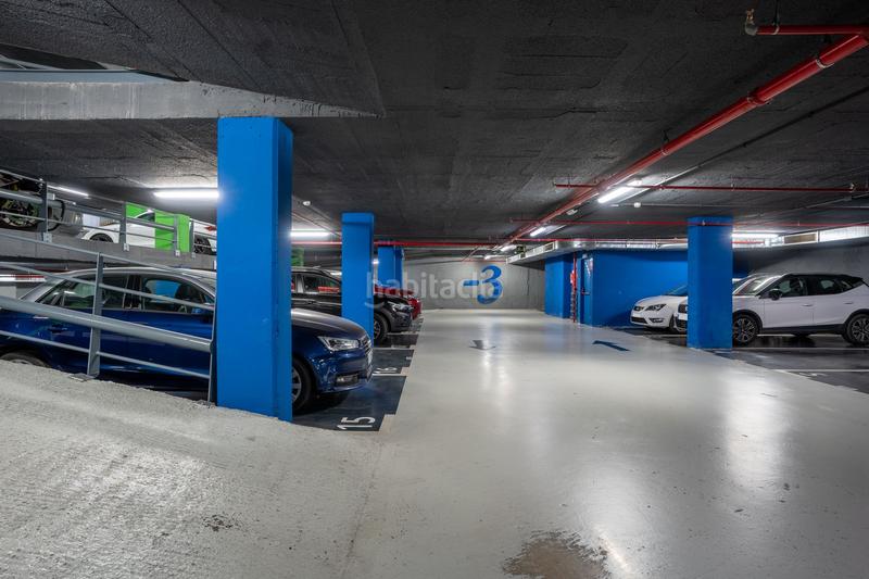 Foto 70b7b002-1212-4bf8-ae92-31b02c29d405. Location parking voiture dans calle carreras candi 62-6 dans Barcelona