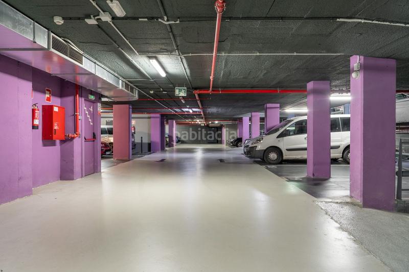 Foto 91780609-914f-4503-941d-cc8ebd353a30. Location parking voiture dans calle carreras candi 62-6 dans Barcelona