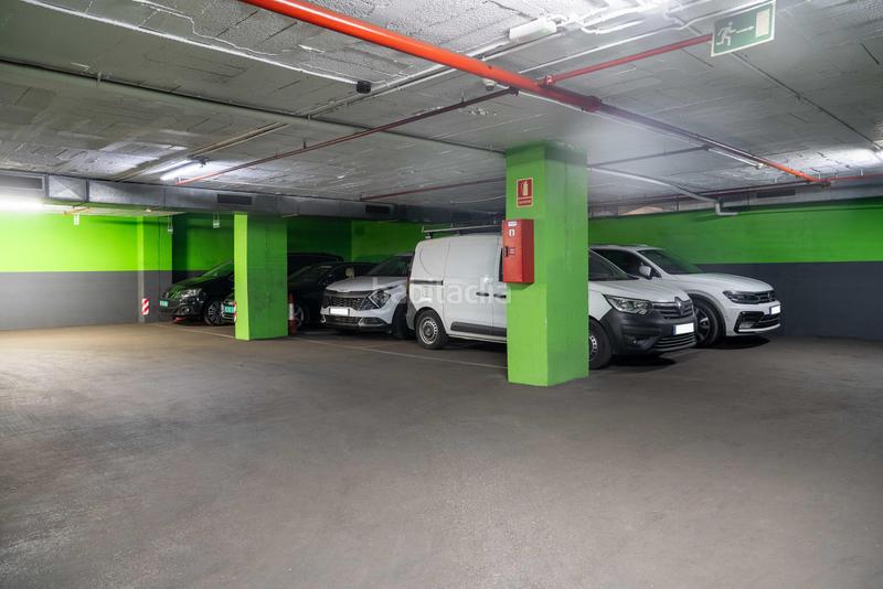 Foto 7ef0494f-1aaf-4ff6-afb5-7434d395dbe6. Miete autoparkplatz in avenida diagonal 593 in Barri de les Corts Barcelona