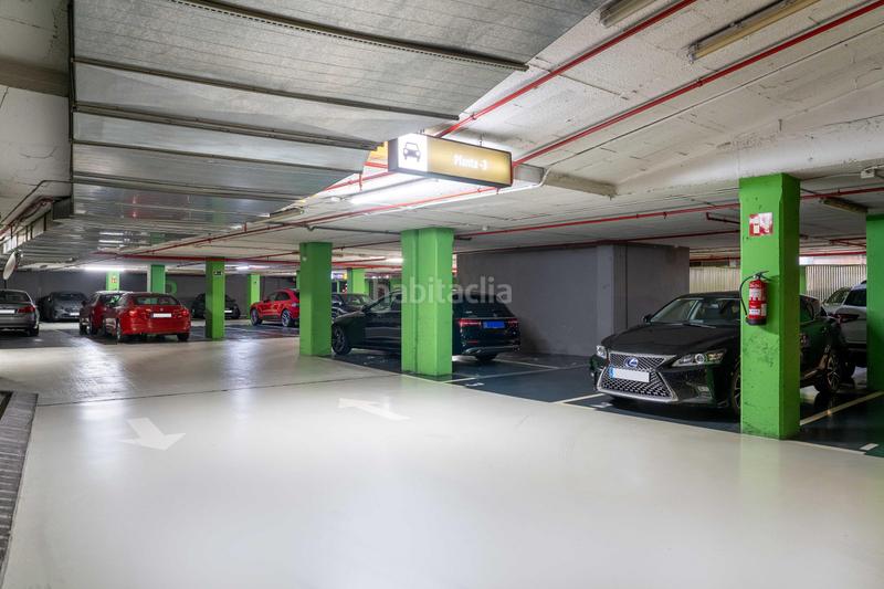 Foto 8244e8b2-0461-4ec1-8d7a-1dbedb2da549. Location parking voiture dans calle esteve terradas 17 dans Barcelona