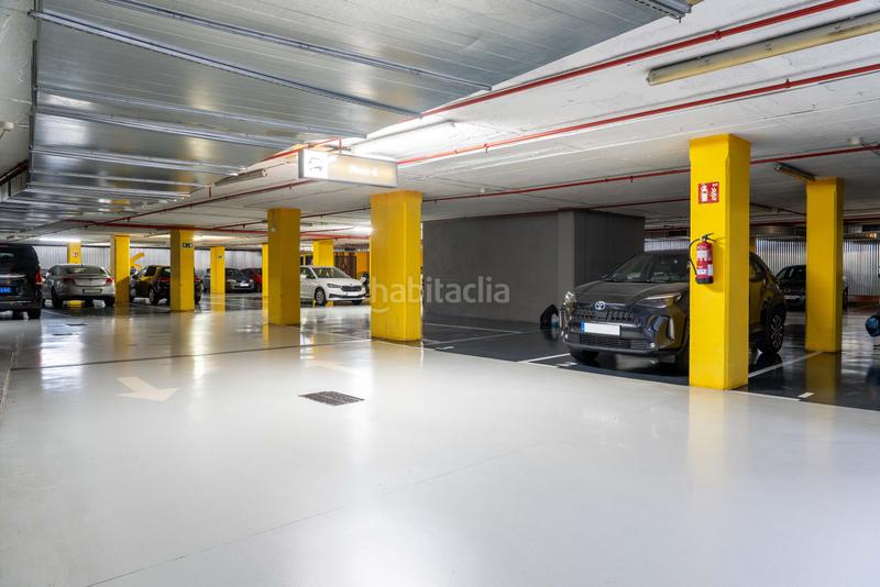 Foto 292c1064-dee7-42f6-ac68-81e15a3869c3. Affitto posto auto in calle esteve terradas 17 in Barcelona