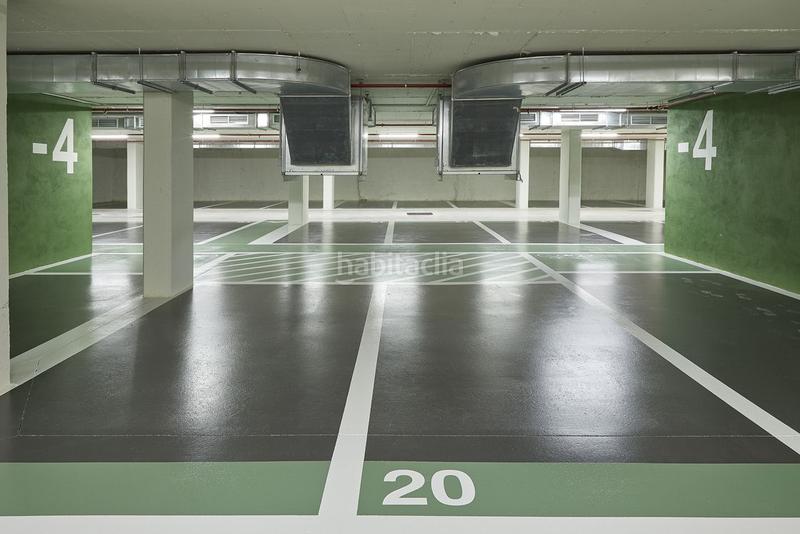 Foto 143a2747-f5f3-4e95-b14a-16addd38f12d. Location parking voiture dans calle enamorats 40-4 dans Barcelona