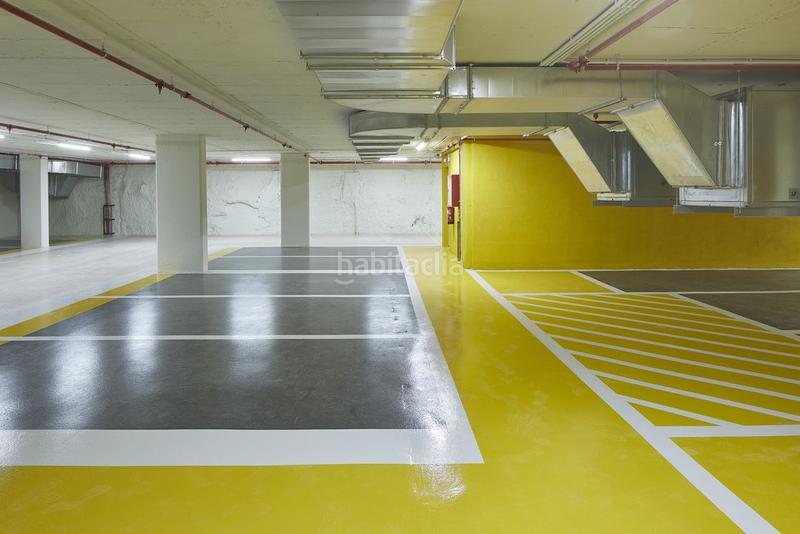 Foto 34e2ab6a-329f-4d28-a8da-73bf6c6a248b. Location parking voiture dans calle enamorats 40-4 dans Barcelona