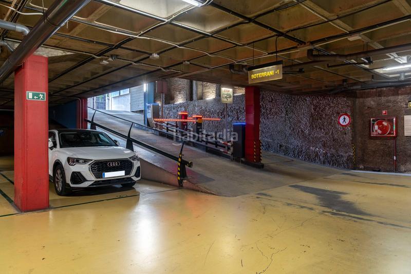 Foto 10b74e32-86a8-4251-b120-af01a925e81d. Miete motorradparkplatz in calle valencia 309 in Dreta de l´Eixample Barcelona