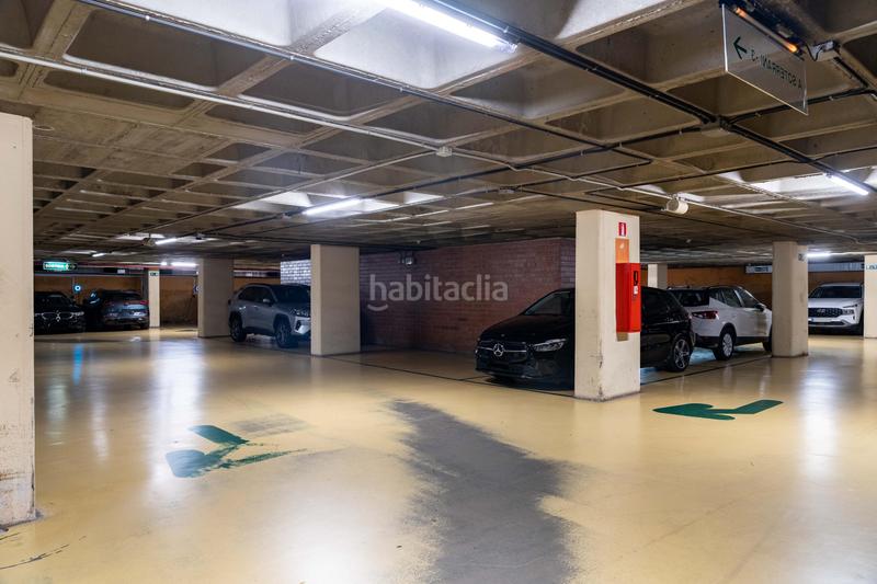 Foto e3a5f4ae-dbbd-4496-a126-e14472734bfc. Affitto posto moto in calle valencia 309 in Dreta de l´Eixample Barcelona