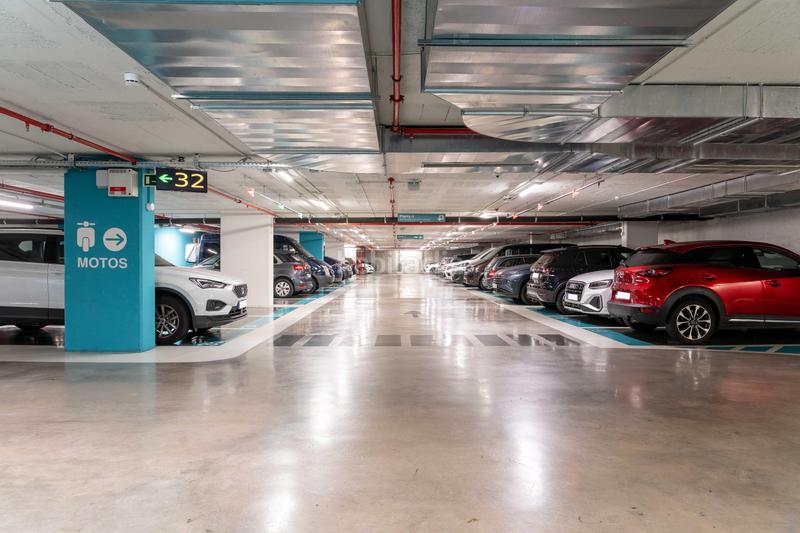 Foto 8cccdd29-52dc-4a23-a641-ecabeb2b58e5. Lloguer aparcament cotxe a calle corcega 344 a Dreta de l´Eixample Barcelona