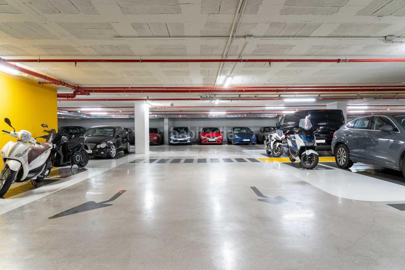 Foto 0445f0d0-d811-4aa3-a985-7b7622202e8f. Miete autoparkplatz in calle corcega 344 in Dreta de l´Eixample Barcelona