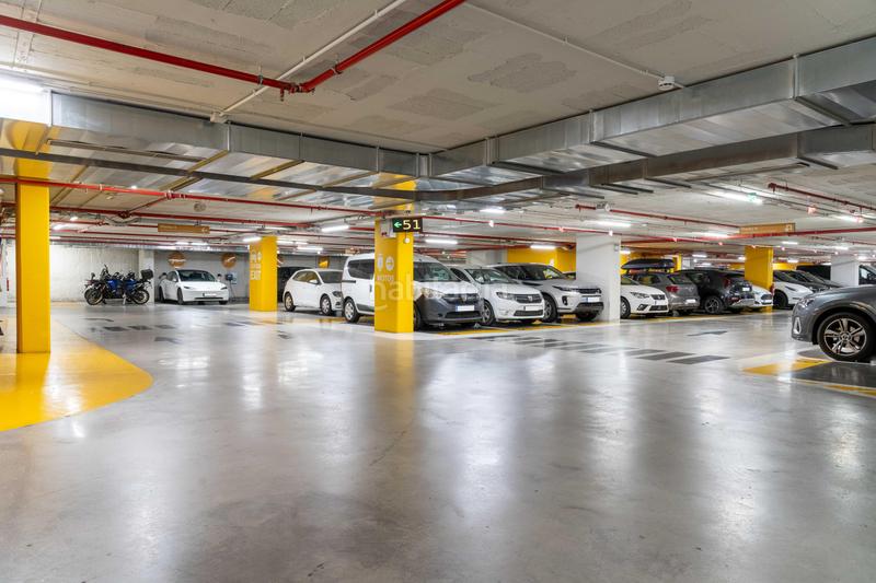 Foto 40bd5e56-b88f-4e1d-962e-3007a50bcc59. Rent car parking in calle corcega 344 in Dreta de l´Eixample Barcelona