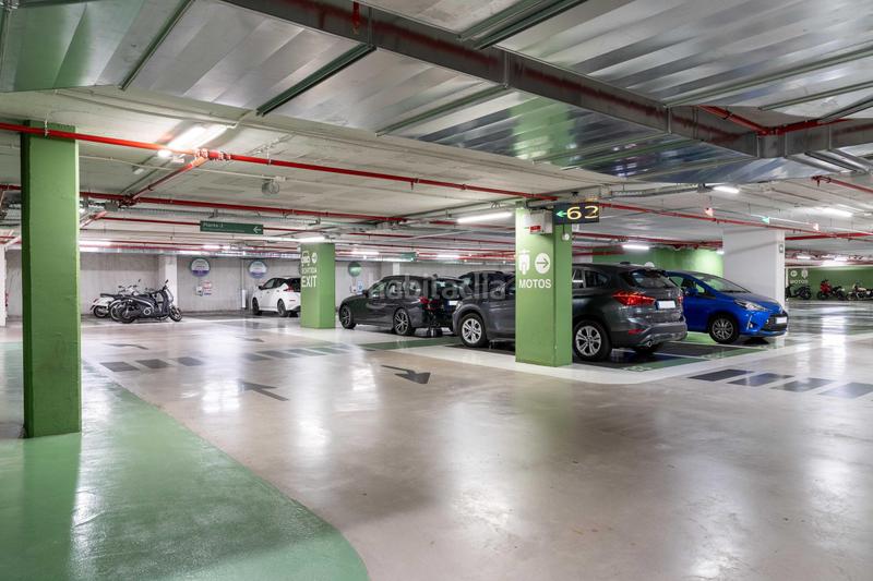 Foto 67f386be-56c0-49d9-814c-919cf97e5e62. Rent car parking in calle corcega 344 in Dreta de l´Eixample Barcelona