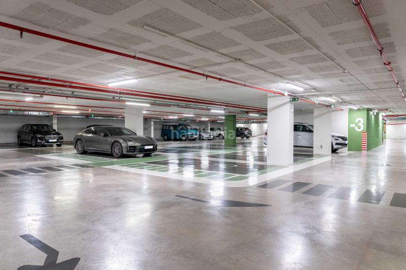 Foto c965fd1a-6a12-4b11-a421-f6ab3df8b0e6. Rent car parking in calle corcega 344 in Dreta de l´Eixample Barcelona