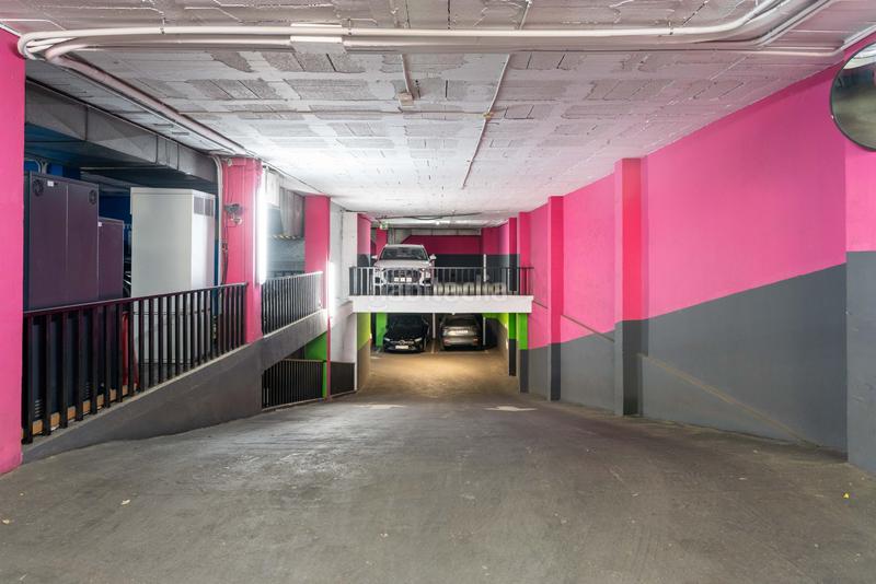 Foto 24782cbf-0eea-4b2b-a790-a39d41878501. Location parking voiture dans avenida diagonal 593 dans Barcelona