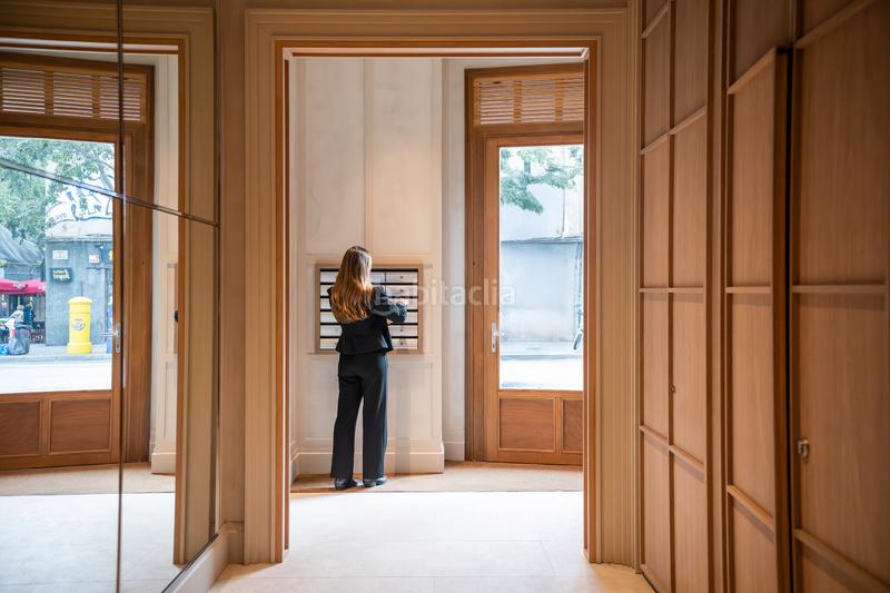 Foto 42774bb8-00e7-44bd-b371-03d029156341. Alquiler piso 92m<sup>2</sup> en carrer de valència 595 en El Camp de l´Arpa del Clot Barcelona