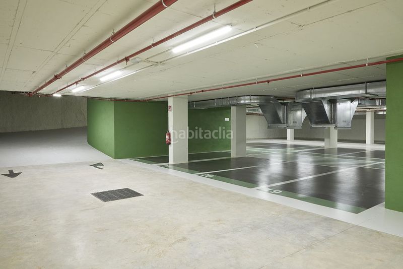 Foto cf3ce875-ea96-4266-8a86-0aa316fc41e3. Miete autoparkplatz in calle enamorats 40-4 in Sagrada Família Barcelona
