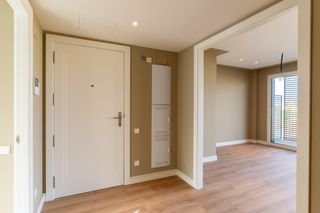 Rent Flat in Rda. jean monnet 230-238, sabadell 230-