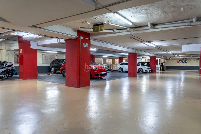 Foto 753858ae-7c16-4b8d-891d-bbed062dde18. Miete autoparkplatz in calle valencia 375 in Sagrada Família Barcelona