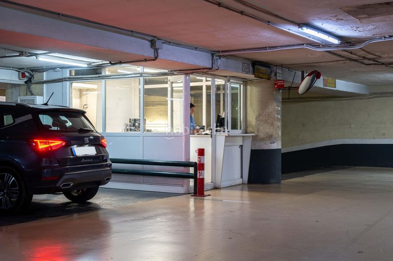 Foto fe9c671b-268a-491b-a5a7-fdc69feff107. Miete autoparkplatz in calle valencia 375 in Sagrada Família Barcelona