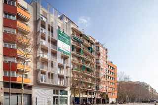 Lloguer Aparcament cotxe a Avenida meridiana 256