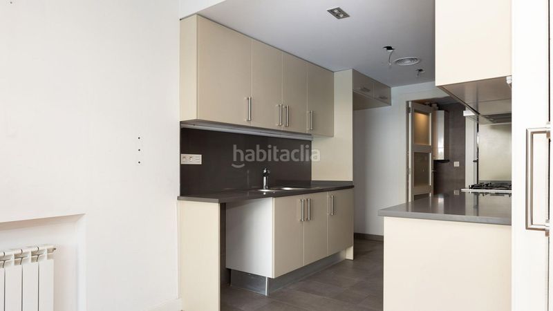Foto 3b348c72-f835-4ca0-8dd0-1d3be0a78bb5. Alquiler casa en calle poble amazic poble amazic 25 7-27 en Sabadell