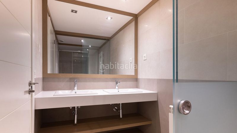 Foto 791010a4-079e-4938-852a-fff9a02ce35c. Alquiler casa en calle poble amazic poble amazic 25 7-27 en Sabadell