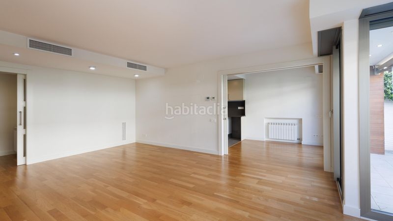 Foto f3b098ae-74dc-4fef-91c9-4ebed50fbaa2. Alquiler casa en calle poble amazic 7-27 en Can Gambús Sabadell