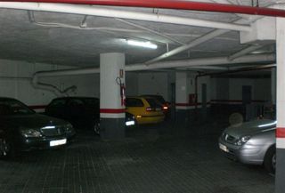 Lloguer Aparcament de moto a Calle casp 132