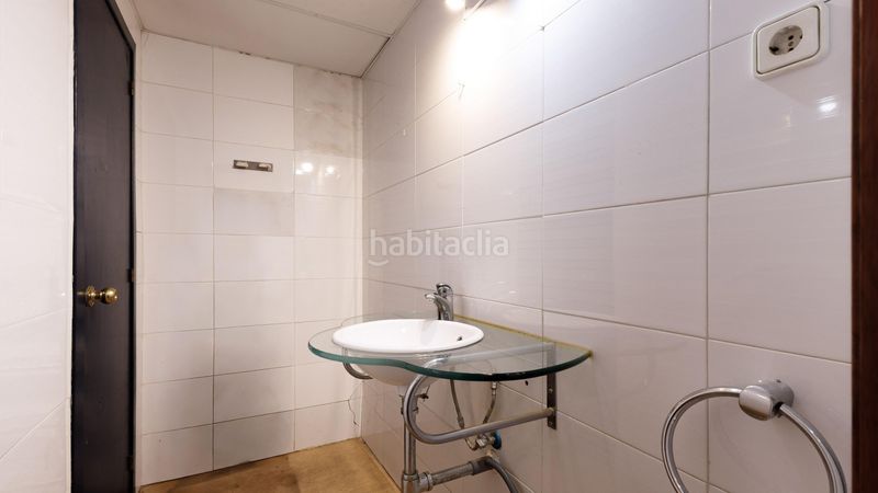 Foto f0f5b1e7-3308-4380-b201-6a272c0bb31b. Miete geschäftsraum in calle sant gervasi 64 in Centrevila Vilanova i la Geltrú